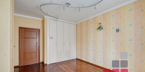 3-комн квартира улица Фридриха Энгельса,  д. 31/35