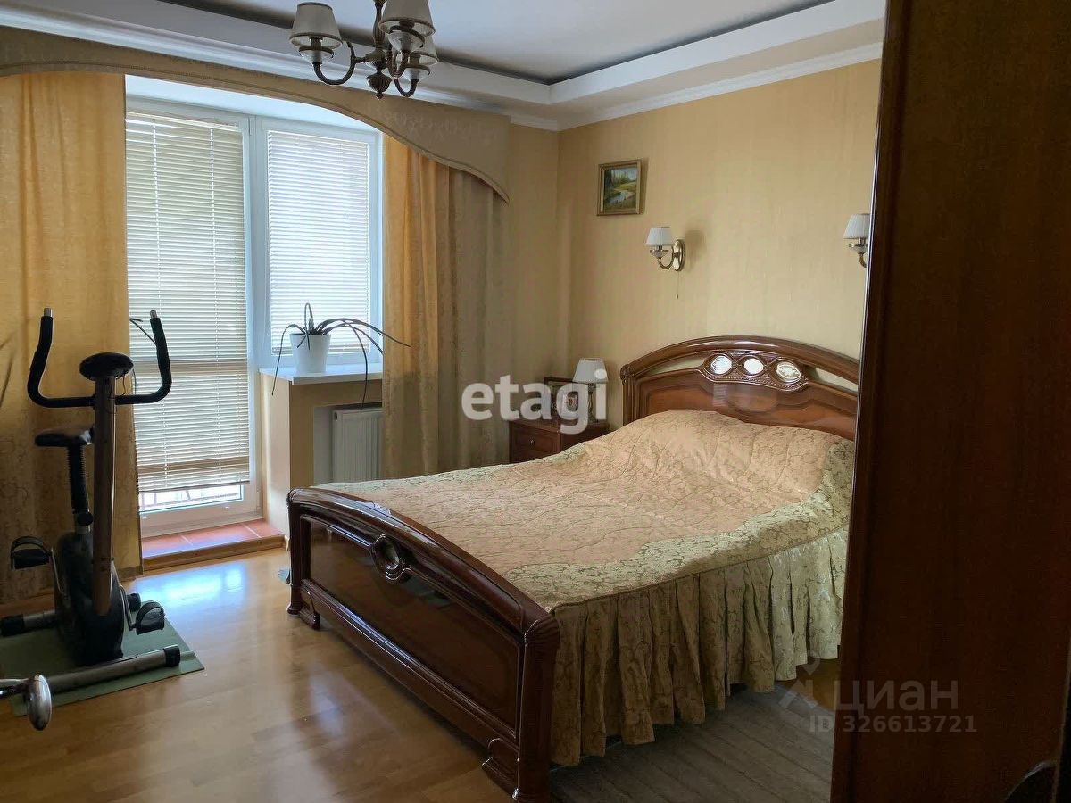 Продажа 3-комн квартиры на вторичном рынке Колпино, улица Анисимова, 5к7