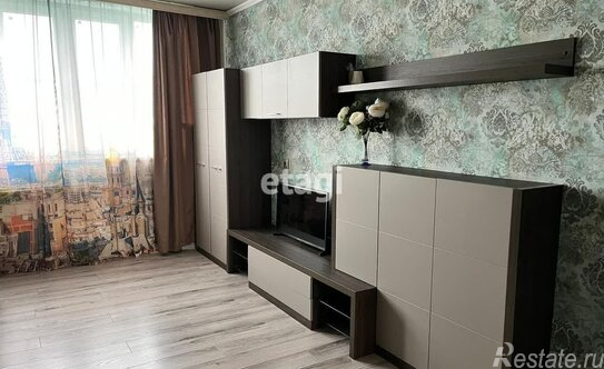 Продажа 3-комн квартиры на вторичном рынке Будапештская улица,  д. 114 литА