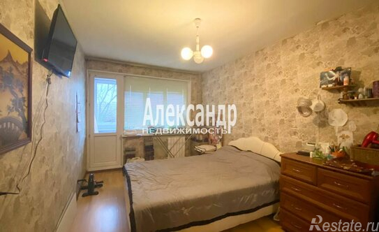 Продажа 3-комн квартиры на вторичном рынке ул Морской Пехоты,  д. 8,  к. 1