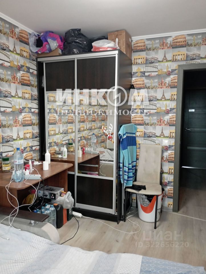 Продажа 3-комн квартиры на вторичном рынке Нахабино пгт, улица Красноармейская, 5А