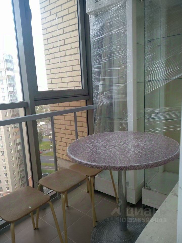 Аренда 3-комн квартиры на вторичном рынке проспект Просвещения, 99