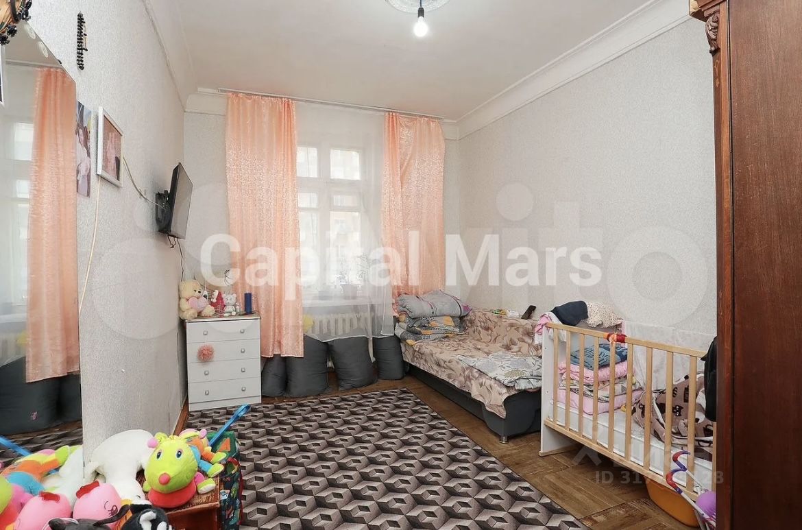 Продажа 2-комн квартиры на вторичном рынке Первомайская улица, 80