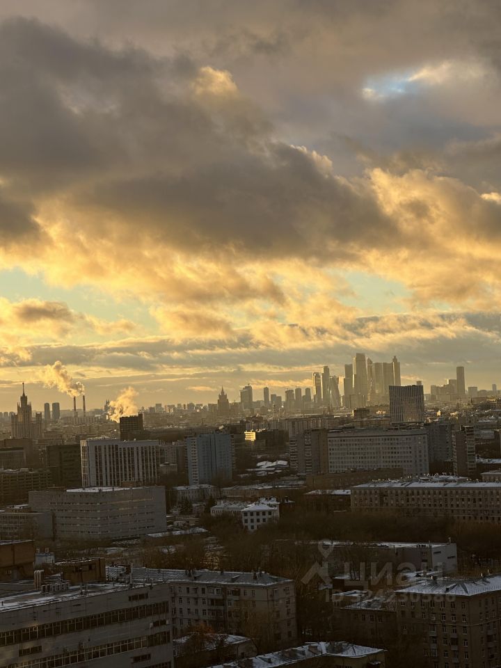 Аренда студии Красноказарменная улица, 15к4