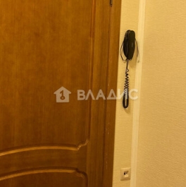 Продажа 2-комн квартиры на вторичном рынке Сторожевая улица,  д. 31
