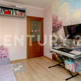 Продажа 3-комн квартиры на вторичном рынке Всеволожск, ул Советская,  д. 18