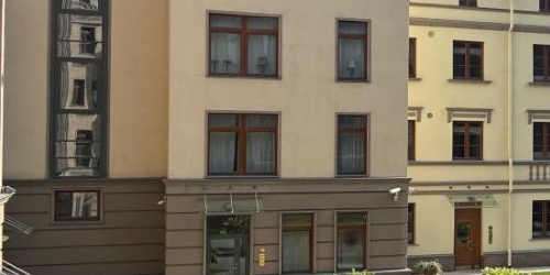 2-комн квартира набережная Лейтенанта Шмидта, 21