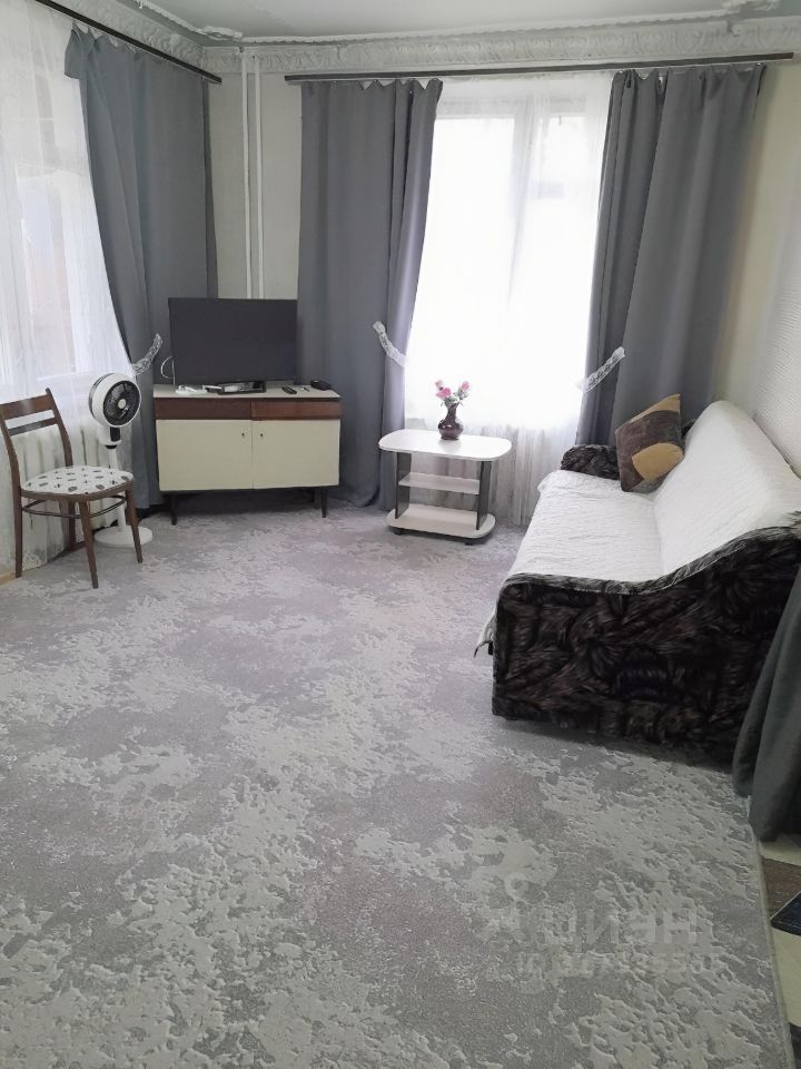 Аренда 1-комн квартиры на вторичном рынке улица Константина Федина, 9