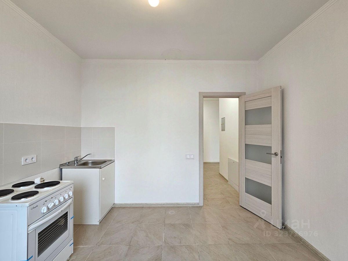 Продажа 2-комн квартиры на вторичном рынке Кастанаевская улица, 32