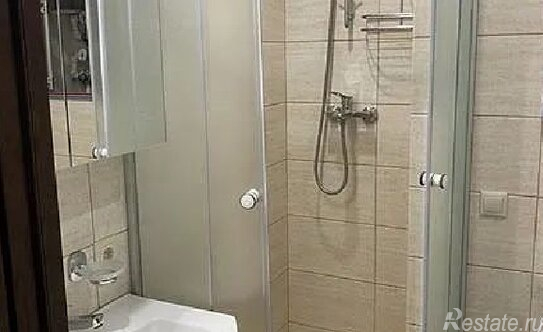 Аренда 3-комн квартиры на вторичном рынке Амбулаторный 1-й проезд,  д. 2