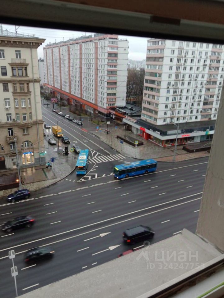 Продажа 2-комн квартиры на вторичном рынке улица Земляной Вал, 38-40/15С9