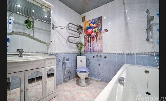 Продажа 3-комн квартиры на вторичном рынке ул Кантемировская,  д. 31