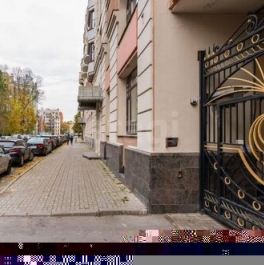 Продажа 3-комн квартиры на вторичном рынке Миргородская улица