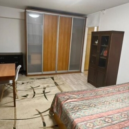 Аренда 2-комн квартиры на вторичном рынке Пионерская Б. ул,  д. 37/38