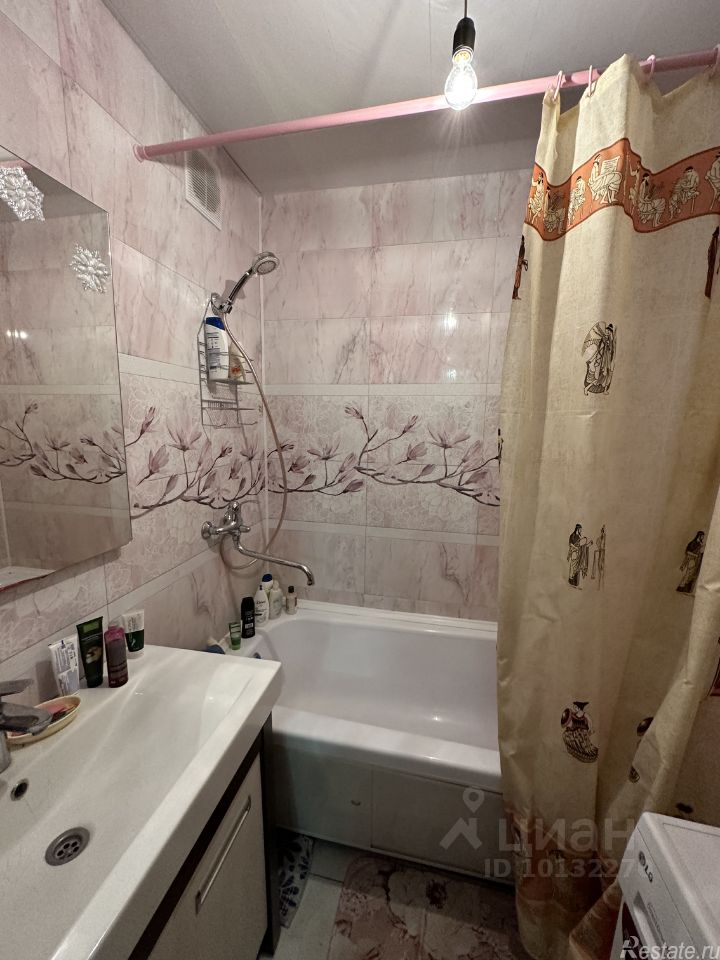 Продажа 1-комн квартиры на вторичном рынке Луговой проезд,  д. 3