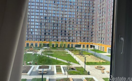 Продажа 2-комн квартиры на вторичном рынке Саларьевская ул,  д. 14 к2