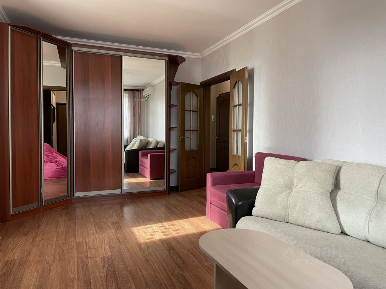 Аренда 2-комн квартиры на вторичном рынке Большая Очаковская улица, 1