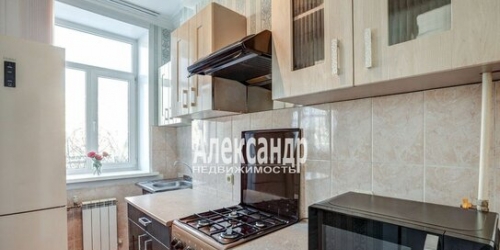 2-комн квартира улица Трефолева,  д. 26