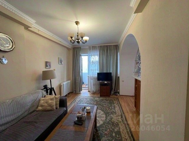 Продажа 3-комн квартиры на вторичном рынке Большой Конюшковский переулок, 27А