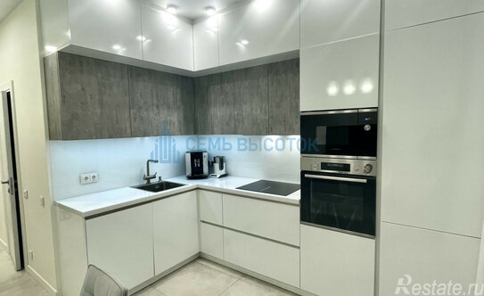 Продажа 1-комн квартиры на вторичном рынке Варшавское ш,  д. 168