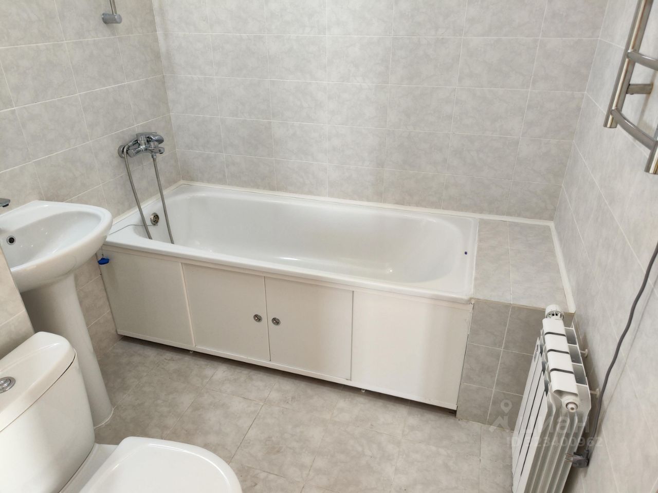 Продажа 3-комн квартиры на вторичном рынке 16-я Парковая улица, 12