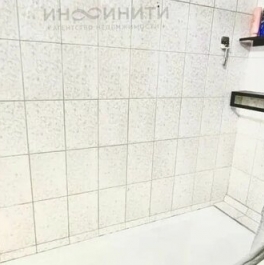 Продажа 2-комн квартиры на вторичном рынке ул Бирюлёвская,  д. 39