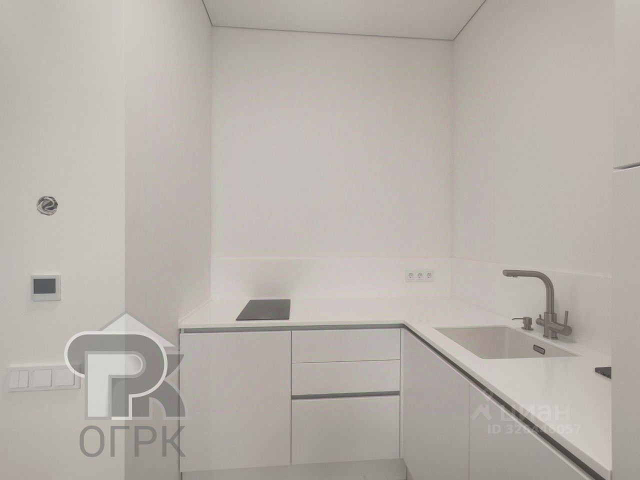 Продажа 1-комн квартиры на вторичном рынке Севастопольский проспект, 22А