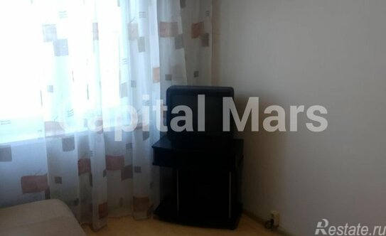 Аренда 2-комн квартиры на вторичном рынке ул Молостовых,  д. 19,  к. 1