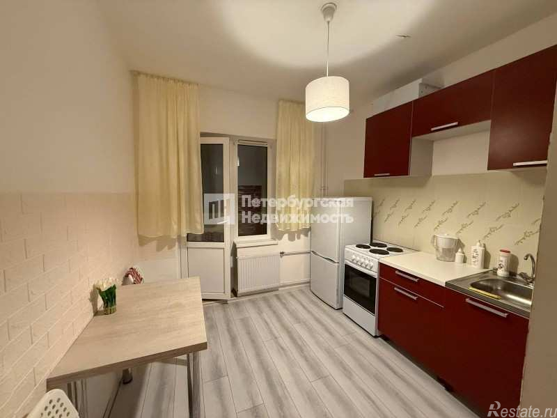 Аренда 2-комн квартиры на вторичном рынке Петергофское шоссе, д 84 к 18