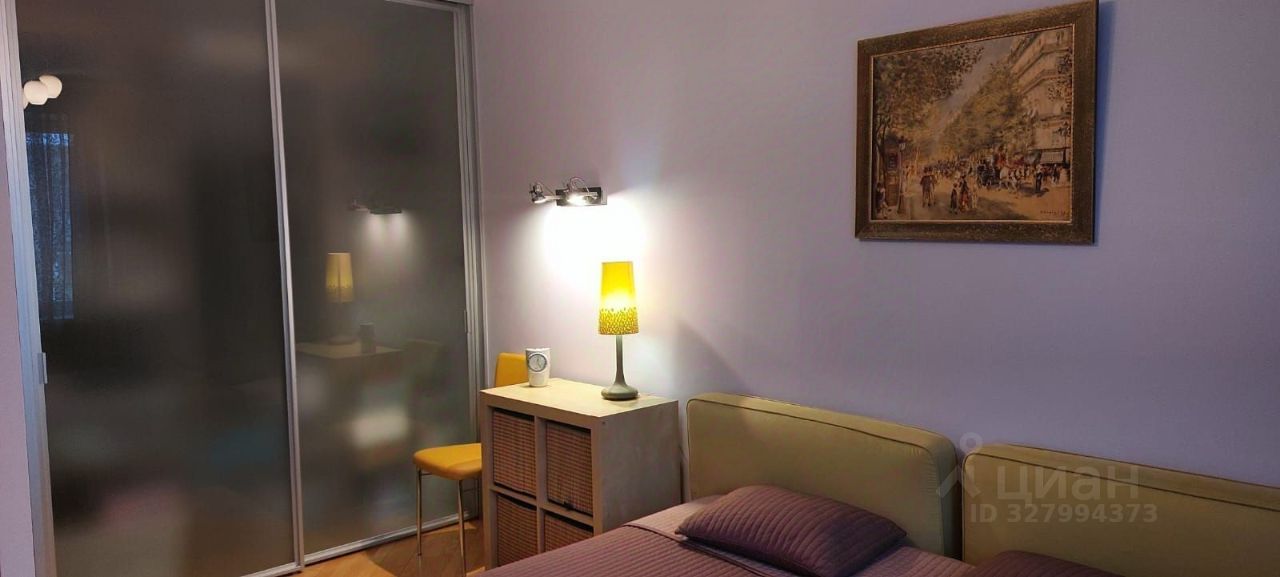 Продажа 3-комн квартиры на вторичном рынке Васильевская ул,  д. 5