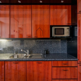 Аренда 3-комн квартиры на вторичном рынке Моховая улица,  д. 43