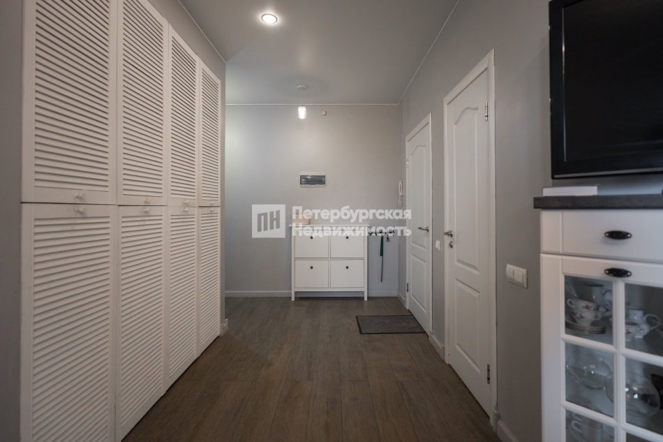 Продажа 2-комн квартиры на вторичном рынке поселок Шушары, поселок Шушары, Вилеровский пер, д 6