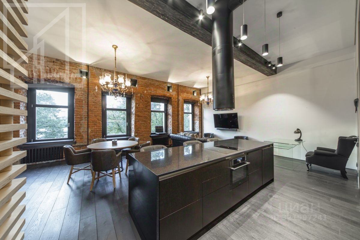 Аренда 2-комн квартиры на вторичном рынке Большой Патриарший переулок, 12С1