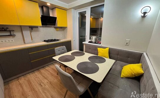 Аренда 3-комн квартиры на вторичном рынке Стрелецкий 2-й проезд,  д. 10