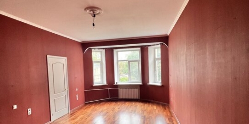 4-комн квартира ул Коммуны,  д. 58