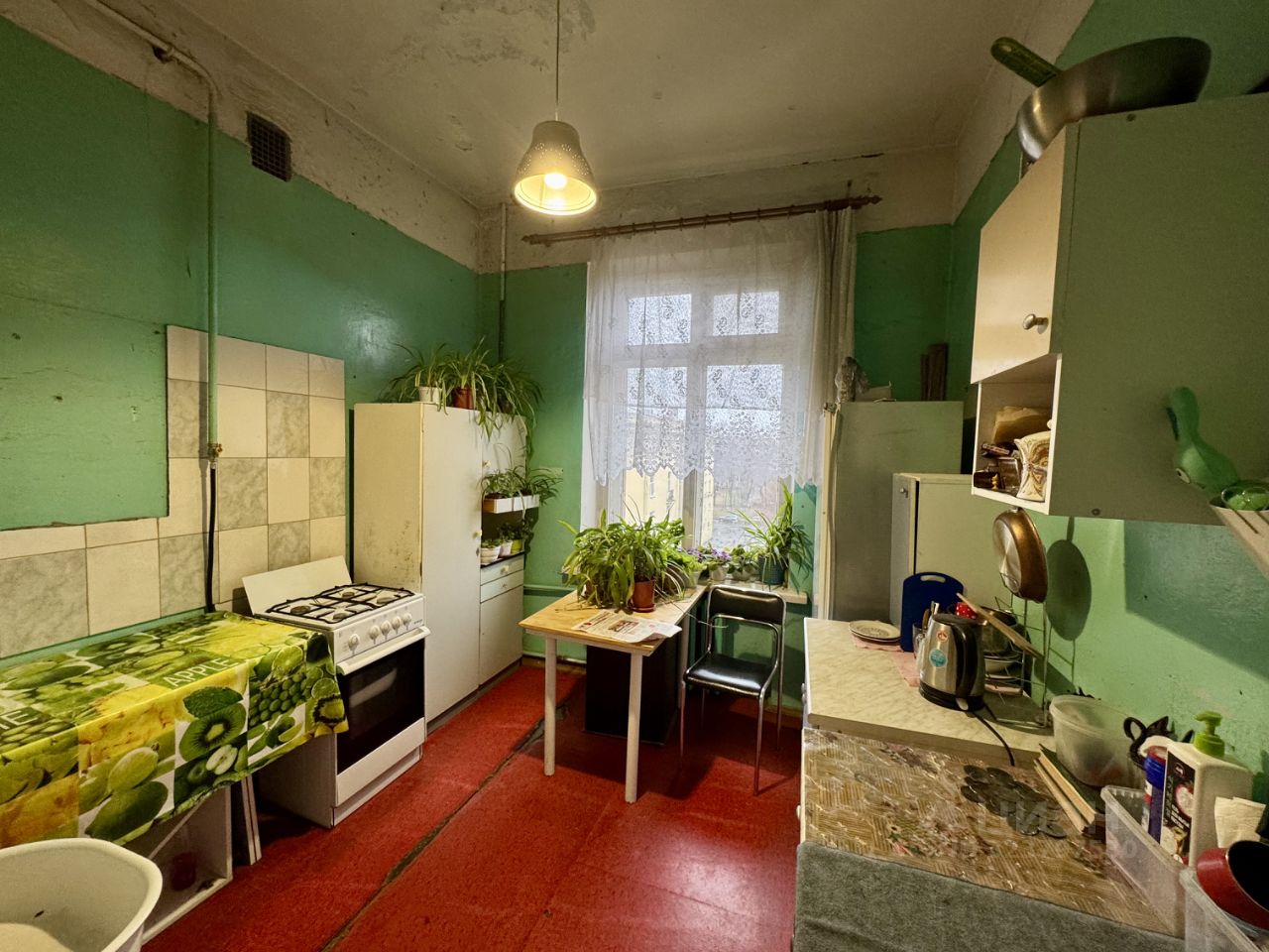 Продажа комнаты улица Стахановцев, 14к2