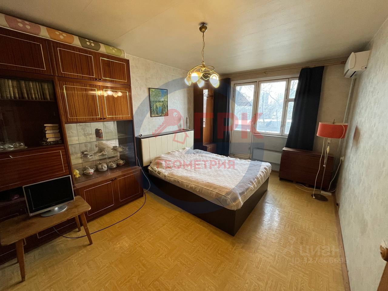 Продажа 1-комн квартиры на вторичном рынке Часовая улица,  д. 18