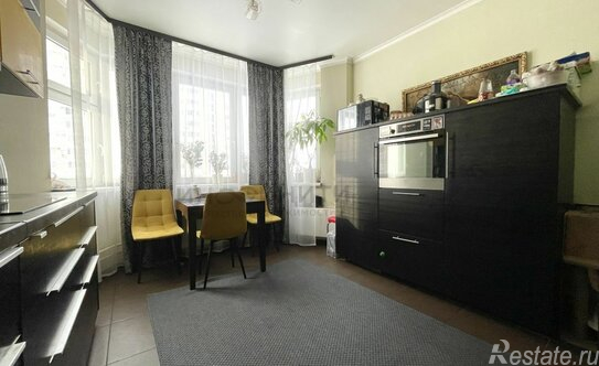 Продажа 2-комн квартиры на вторичном рынке улица Самуила Маршака,  д. 1