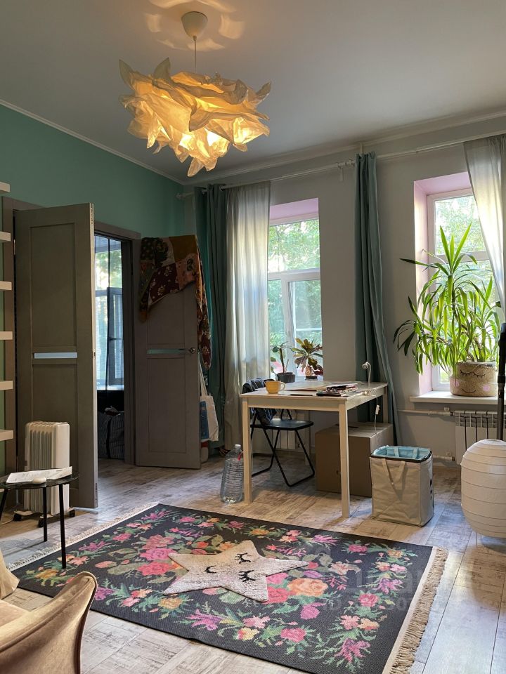 Продажа 2-комн квартиры на вторичном рынке набережная Реки Фонтанки, 150