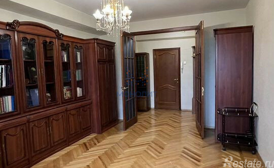 Продажа 2-комн квартиры на вторичном рынке Калужская пл,  д. 1 к1