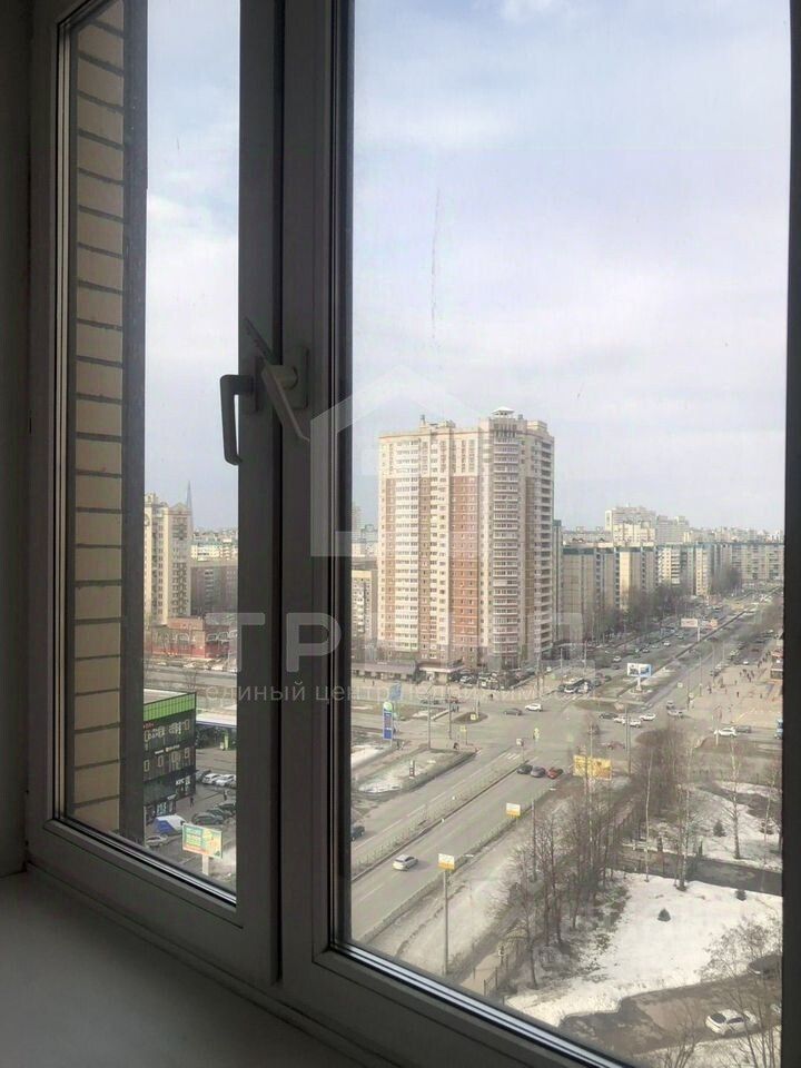 Продажа 1-комн квартиры на вторичном рынке проспект Королева, 21к1