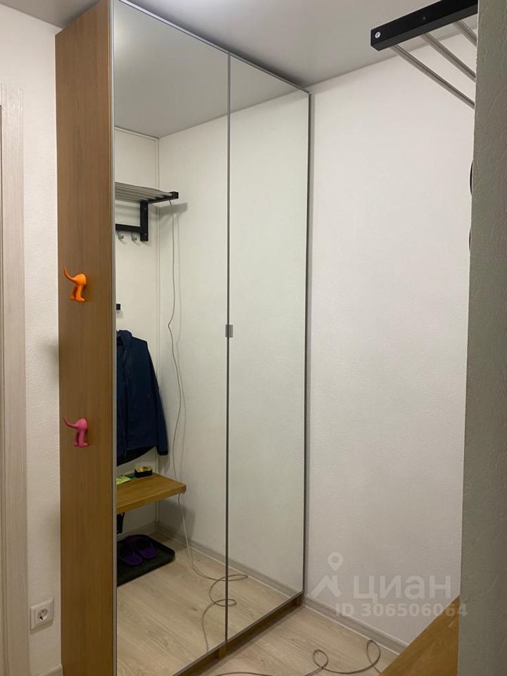 Аренда студии Парашютная улица, 42к2