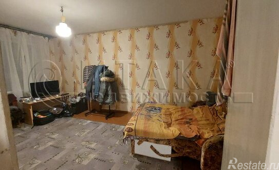 Продажа 2-комн квартиры на вторичном рынке Подпорожье, ул Комсомольская,  д. 7