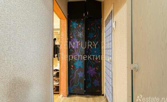 Продажа 2-комн квартиры на вторичном рынке Батайский проезд,  д. 17