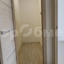 Продажа 2-комн квартиры на вторичном рынке Флотская улица,  д. 68 к2