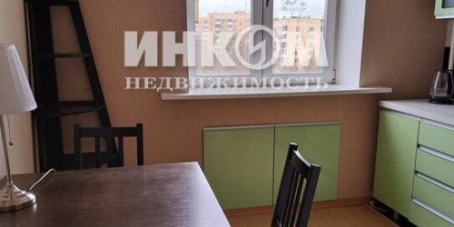 2-комн квартира улица Усиевича,  д. 16