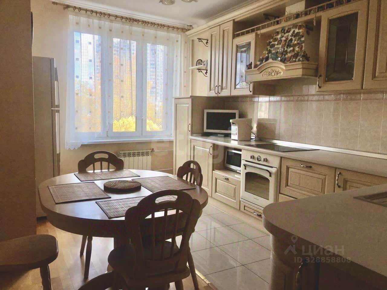 Продажа 2-комн квартиры на вторичном рынке проспект Энгельса, 93