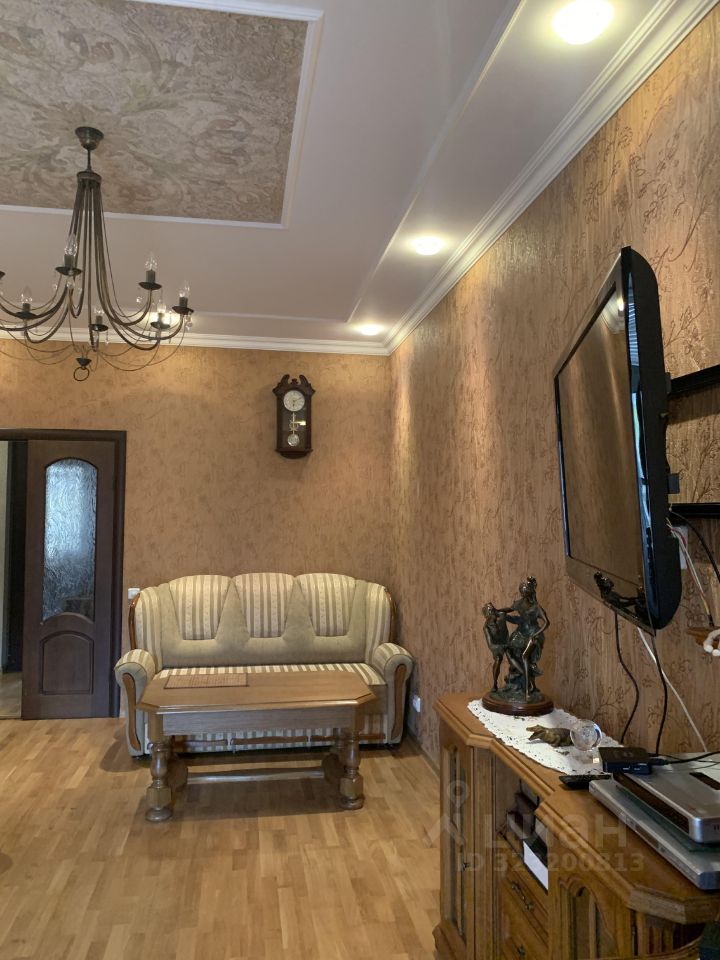 Продажа 4-комн квартиры на вторичном рынке 5-я Парковая улица, 11