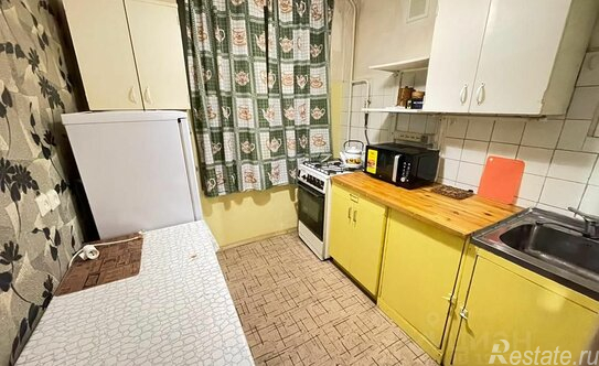 Продажа 2-комн квартиры на вторичном рынке Парковая 15-я ул,  д. 42,  к. 1