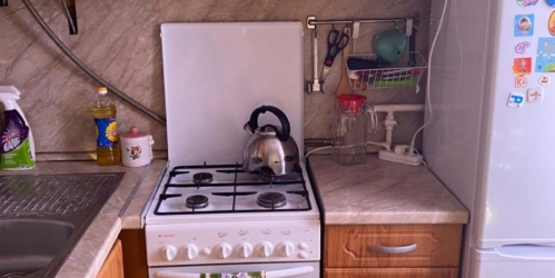 3-комн квартира Ломоносов г., Скуридина ул. ,  д. 6